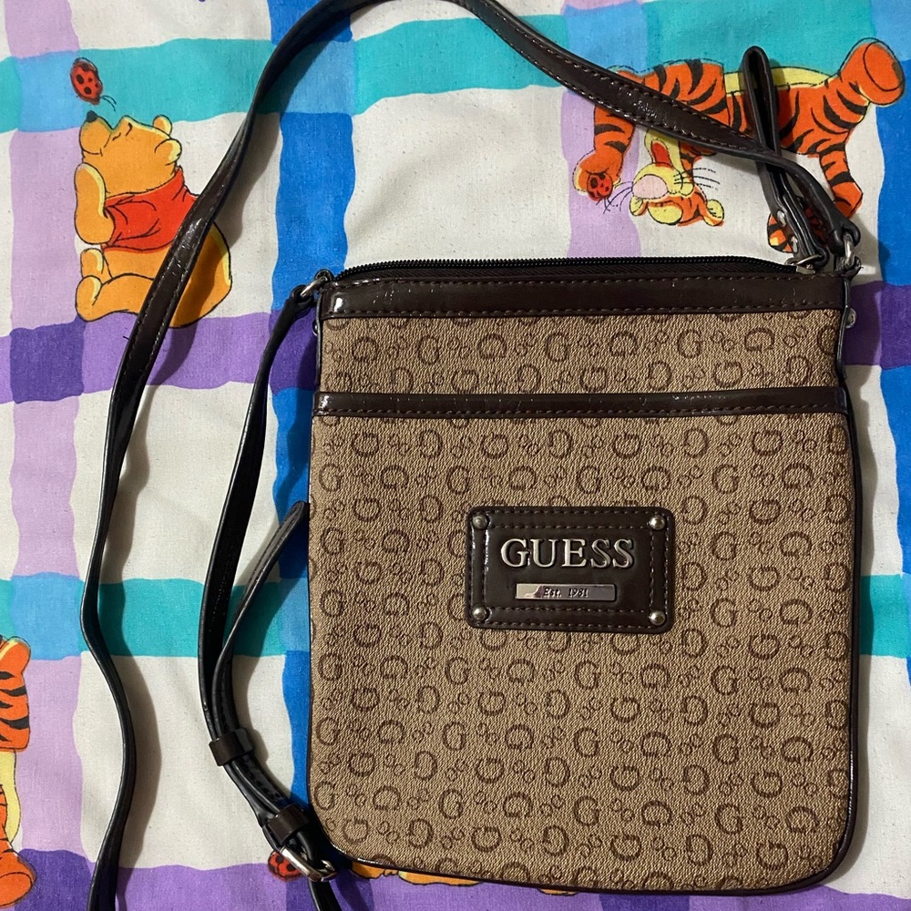 🌟GUESS Shoulder bag Est.1981🌟